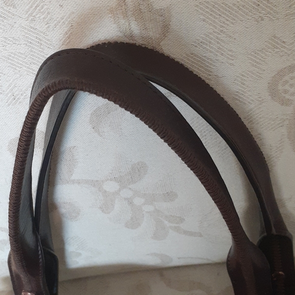 B Makowsky handbag - Picture 3 of 10